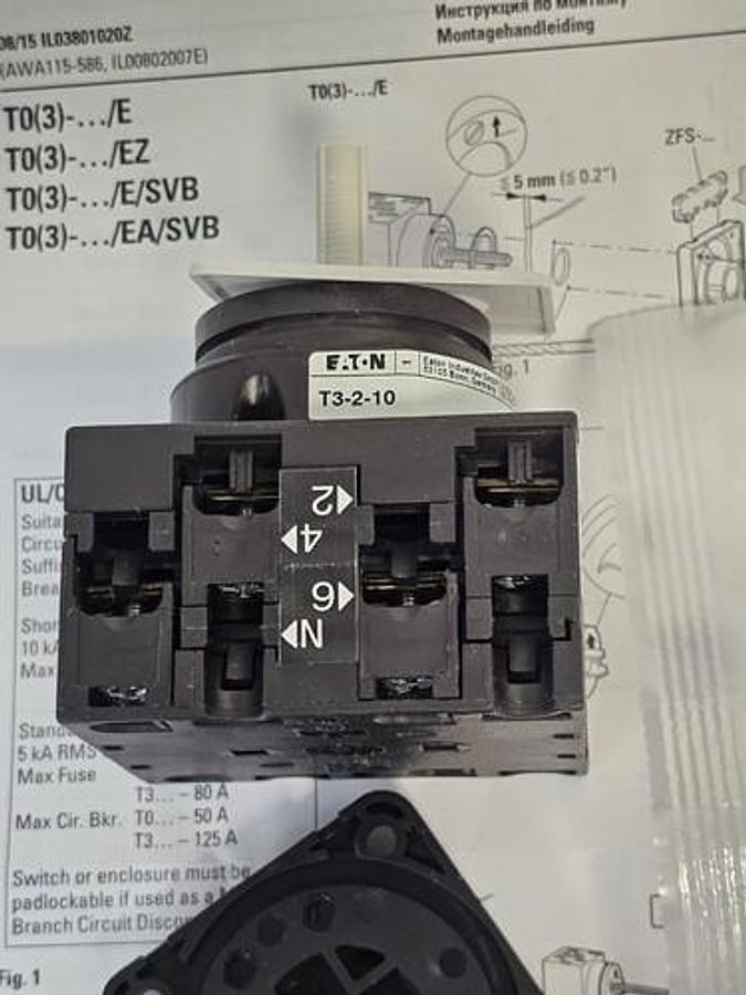 Used NIB EATON CUTLER HAMMER T3-2-10/E ON-OFF SWITCH