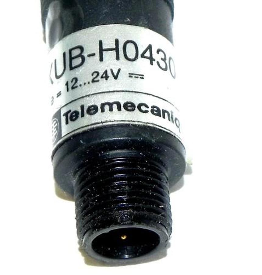 Used TELEMECANIQUE XUB-H0430D PHOTOELECTRIC SENSOR XUBH0430D