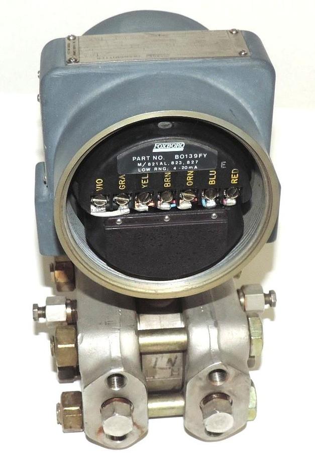 Used FOXBORO 823DP-I3S1NL2-M TRANSMITTER W/ B0139FY M/821AL,823,827 LOW RNG: 4-20mA