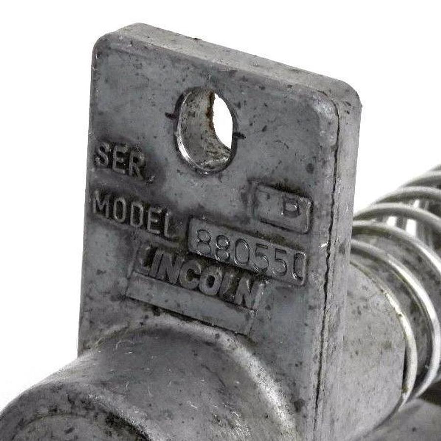 Used LINCOLN 880550 SER. D LUBRICATOR PUMP