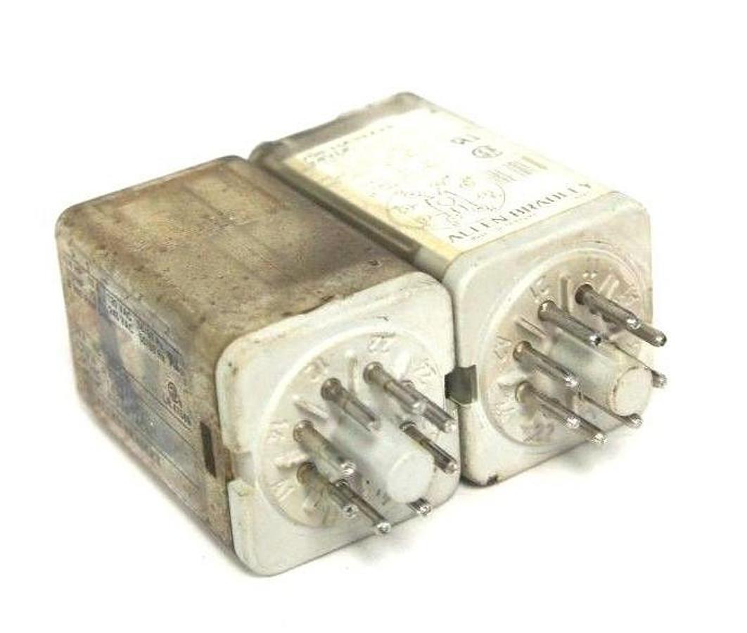 Used LOT OF 2 ALLEN BRADLEY 700-HA32Z24 RELAYS SER. A, 24VDC, 700HA32Z24