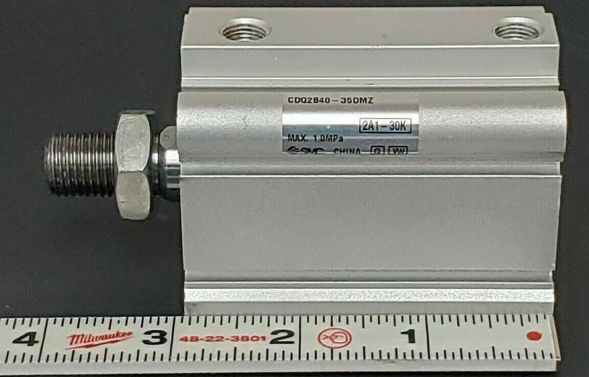 Used NEW SMC CDQ2B40-35DMZ COMPACT CYLINDER CDQ2B4035DMZ MAX. 1.0MPa