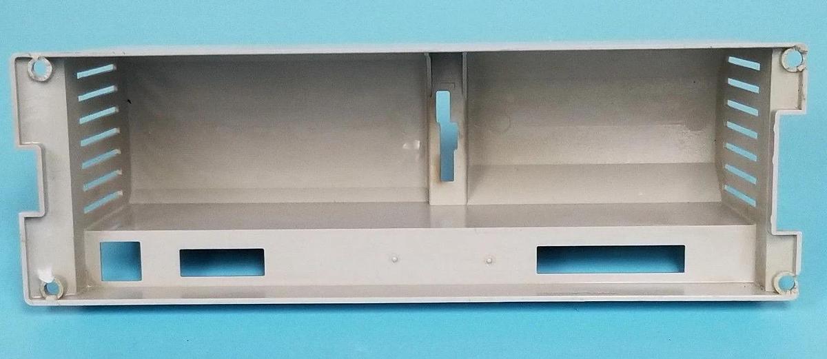 Used ABB INMOTION FACEPLATE COVER FOR 3HAB8101-18/09A SERVO DRIVE DSQC546A