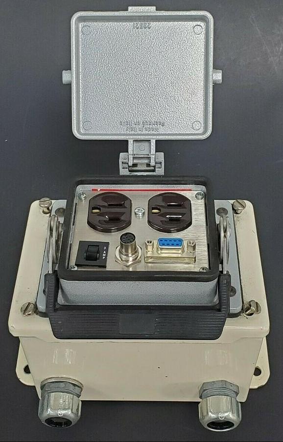 Used HOFFMAN / MENCOM CORP. A-6044SC ENCLOSURE W/ NEMA TYPE 4 109-REC PROGRAM PORT