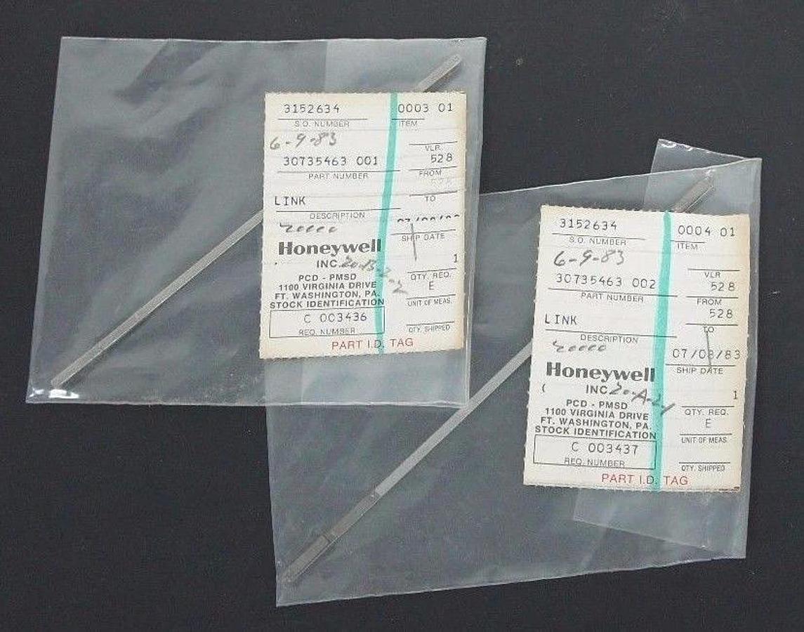 LOT OF 2 NEW HONEYWELL 30735463 002 LINK CONNECTORS 30735463002
