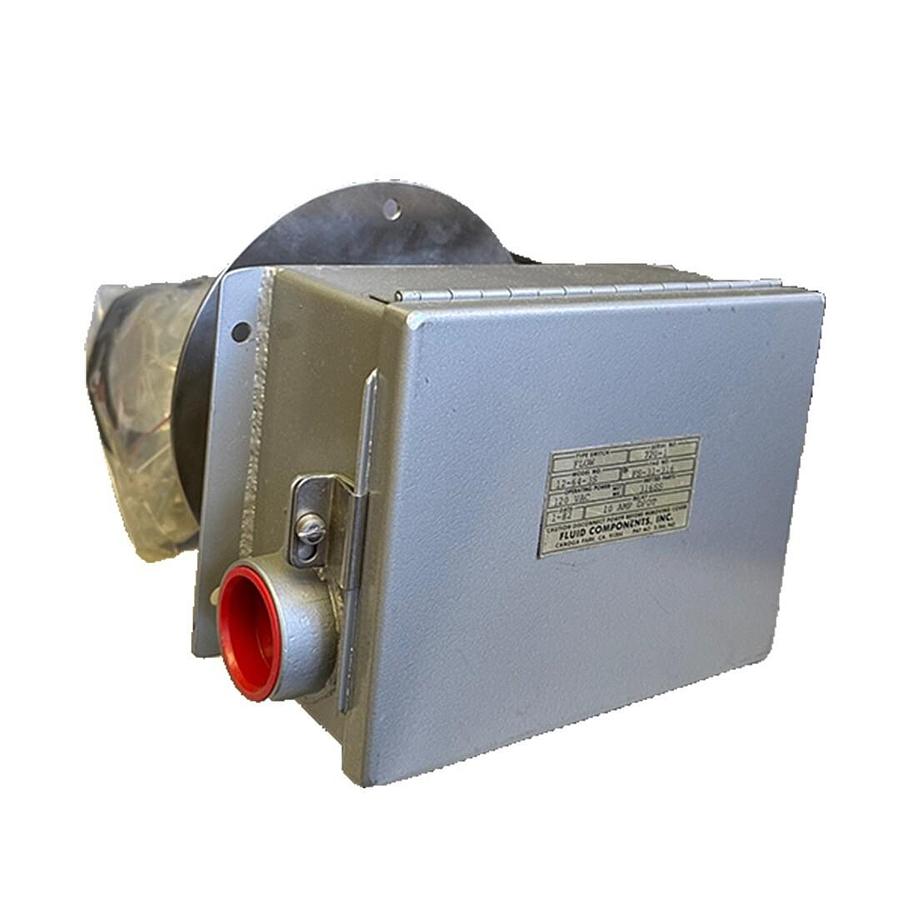 Used NEW FLUID COMPONETS INC. 12-64-3S / 12643S FLOW SWITCH FS-31-316 120Vac 10A
