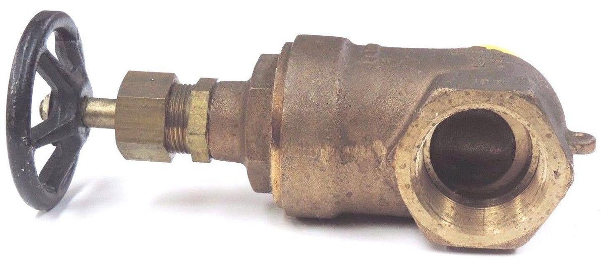 Used NEW CRANE CO. CAT. 451 CHECK VALVE 1-1/2" 175W