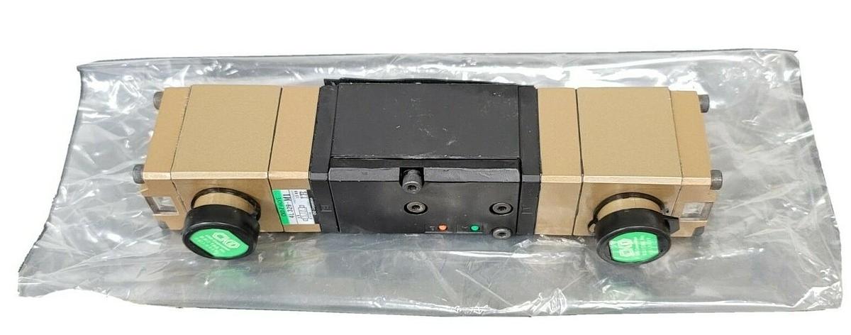 Used NEW CKD 4L329-M1 VALVE 4L329M1 PRESSURE 1.5-9.9