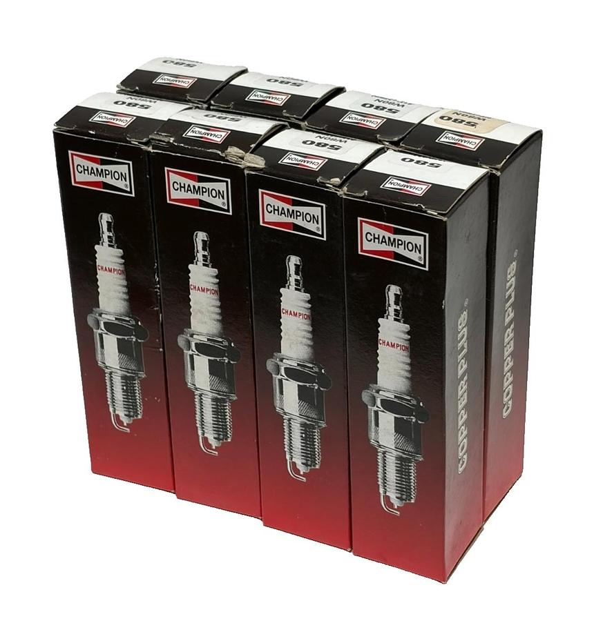 Used Lot of 8 Champion Copper Plus 580 W80N Industrial Spark Plugs - New