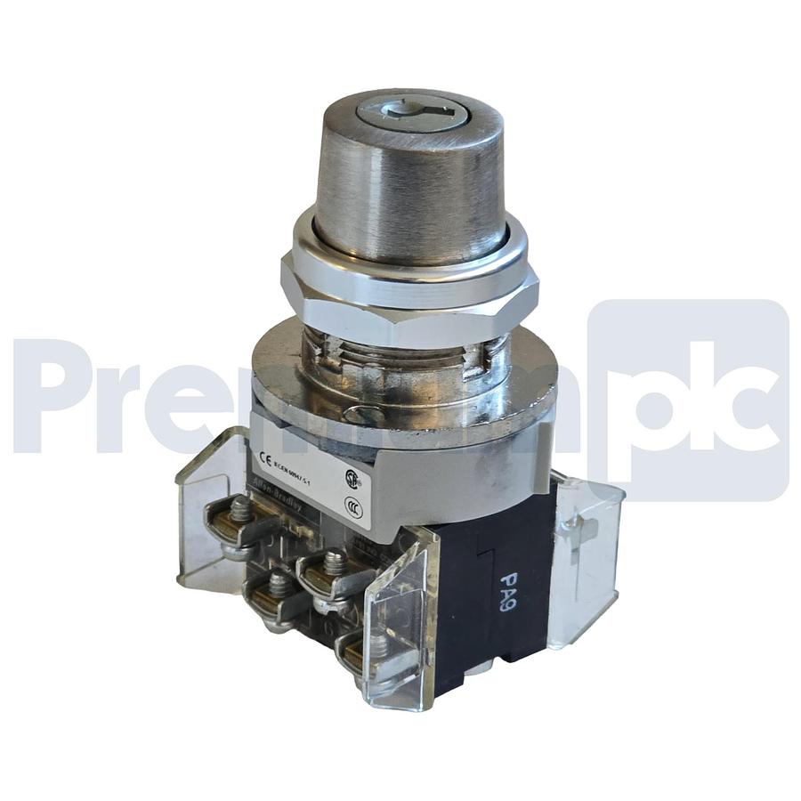 Used Allen-Bradley 800T-H3123B /T Selector Switch 30mm 2Pos Cyl. Lock 2 NO/2 NC NSNP