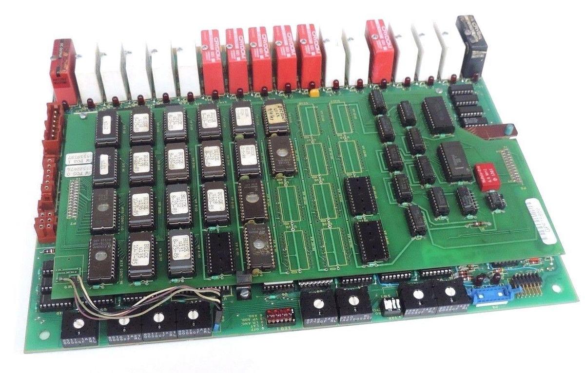 Used SIEMENS LANDIS VSCD A134454 SERVO CONTROL BOARD A126825 W/ A134469 BOARD
