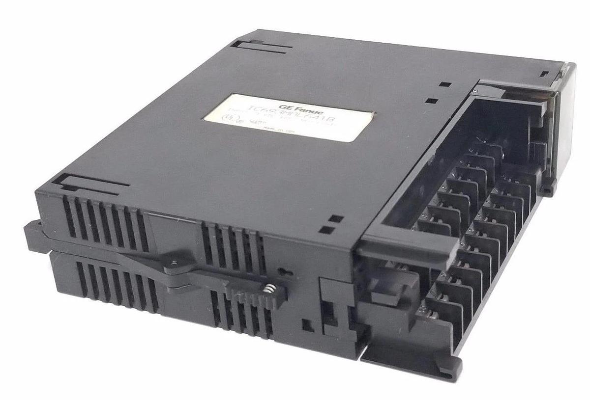 Used GE FANUC IC693MDL641B INPUT MODULE 24 VDC 16PT NEG LOGIC (MISSING DOOR)