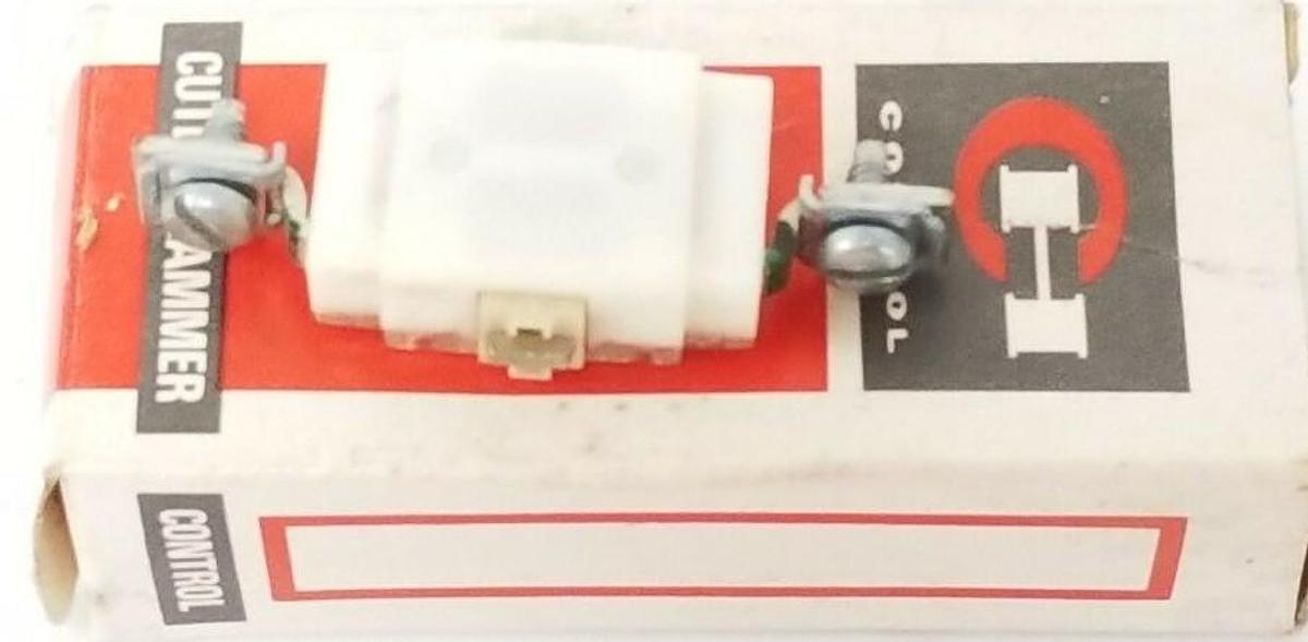 Used LOT OF 15 NIB CUTLER-HAMMER D26MPF RELAY CONTACT CARTRIDGES N.O. FRONT POLE