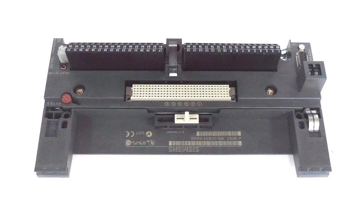 NEW SIEMENS 6ES7-193-0CB30-0XA0 BLOCK TERMINAL ET200B TB4/3 3W SPRING 32CH