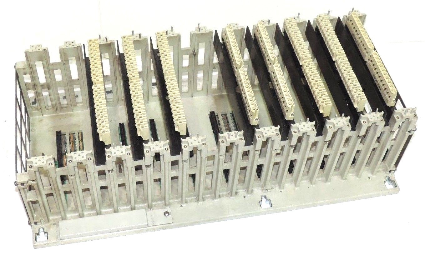 Used MODICON AS-H827-29 PRIMARY HOUSING 11 SLOT RACK P/N AS-9536-000 984 SERIES