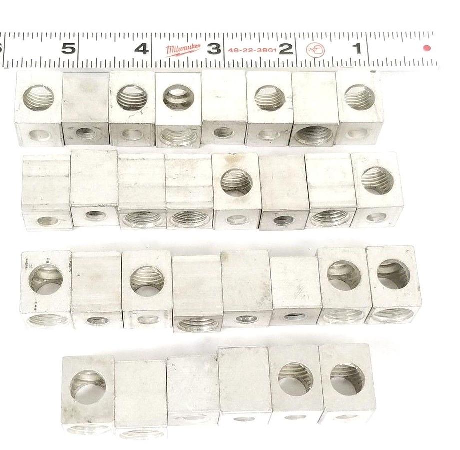 Used LOT OF 30 NEW GENERIC UNKNOWN PART NUMBER LUGS