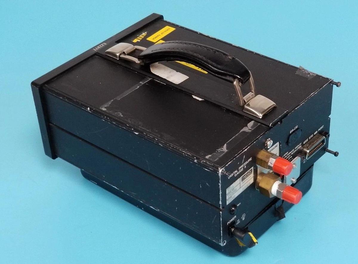 Used MENSOR MODEL: 15000 DIGITAL PRESSURE GAUGE II .025% FS CODE: 9503 W/ BATTERY