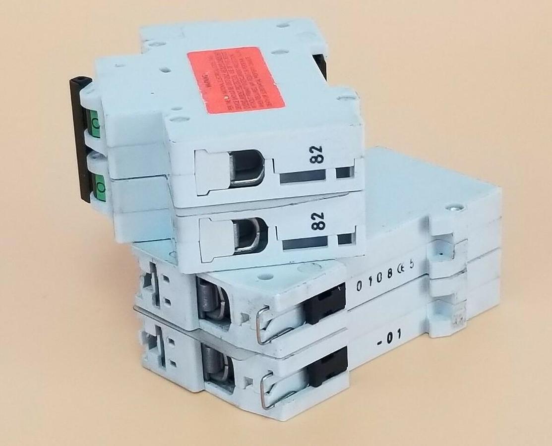 Used LOT OF 2 GENERAL ELECTRIC V17206 CIRCUIT BREAKERS 277/480VAC 2P 6A IEC947-2 B6
