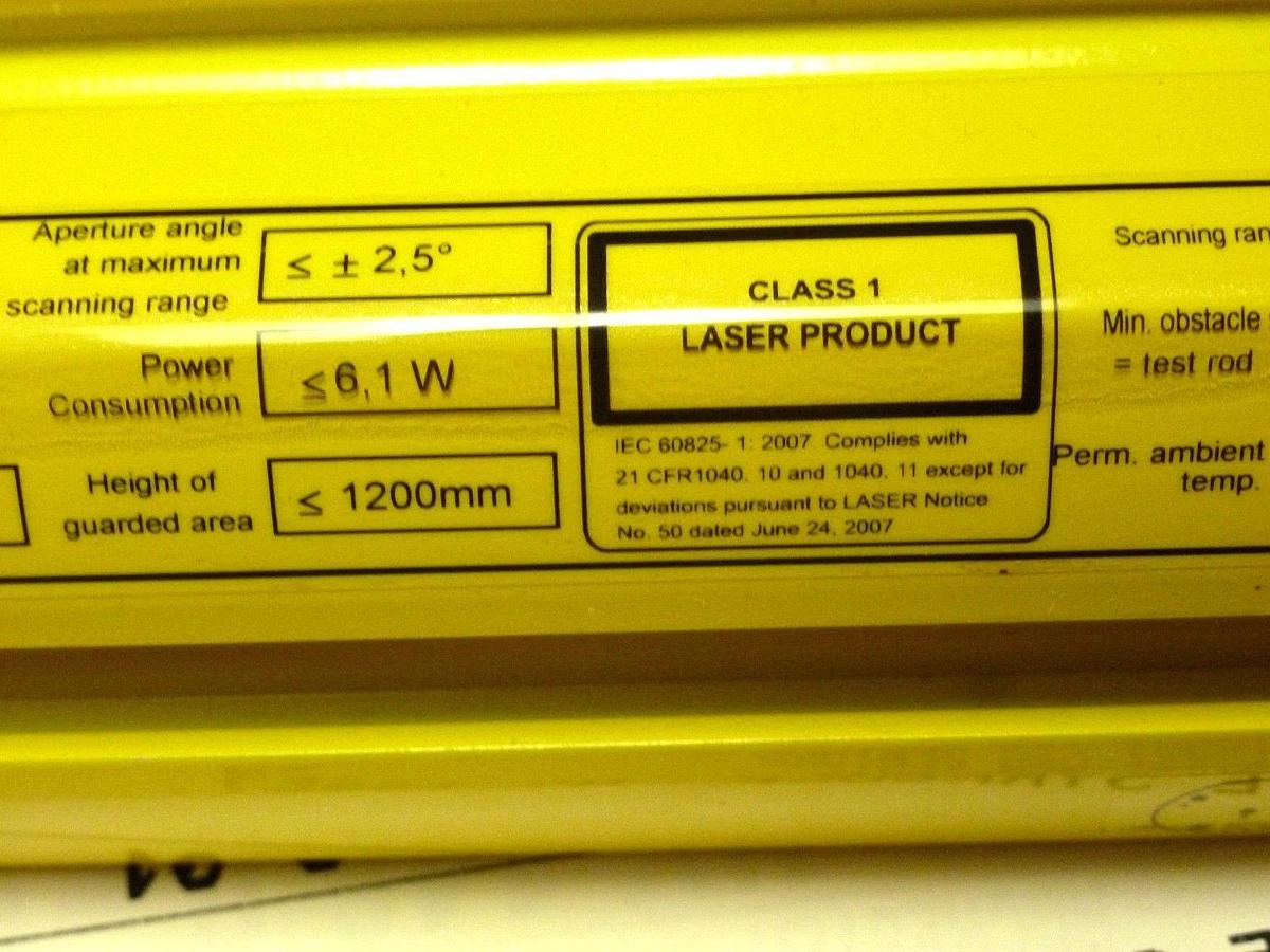 Used NIB SICK 1204118 XC40S-1203A0A00AA0 C4000 LIGHT CURTAIN 1200MM GUARDED AREA