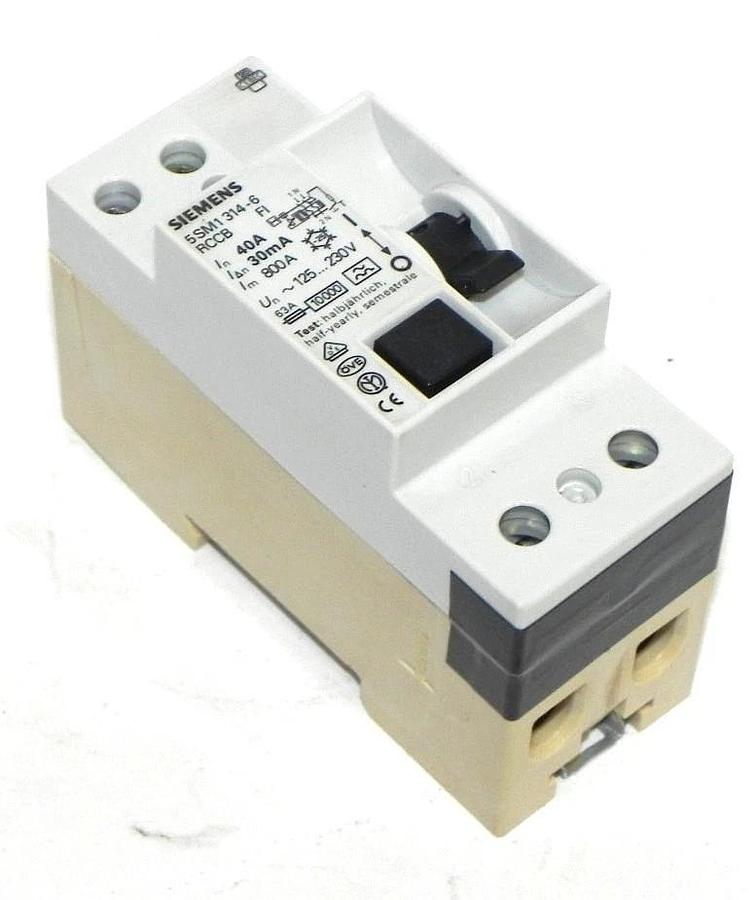 Used SIEMENS 5SM1314-6 40 AMP CIRCUIT BREAKER 5SM13146