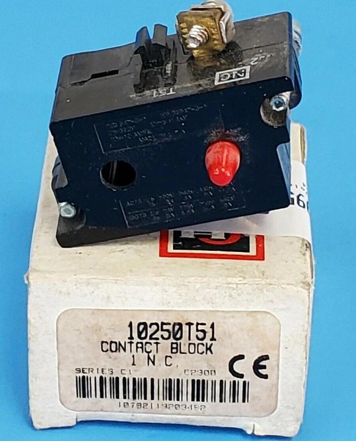 Used NIB CUTLER HAMMER 10250T51 CONTACT BLOCK SERIES C1