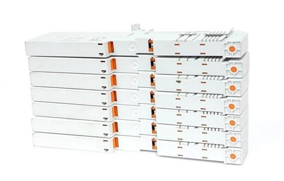 Used LOT OF 7 ALLEN BRADLEY 1734-TOP3 SER. A REV. A01 TERMINAL BASES 1734TOP3