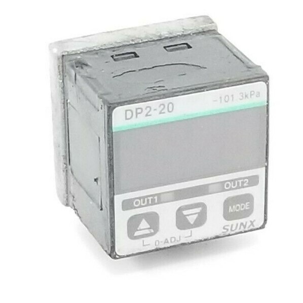 Used SUNX DP2-20 DIGITAL PRESSURE SENSOR DP220, 12 TO 24V DC W/O LEAD