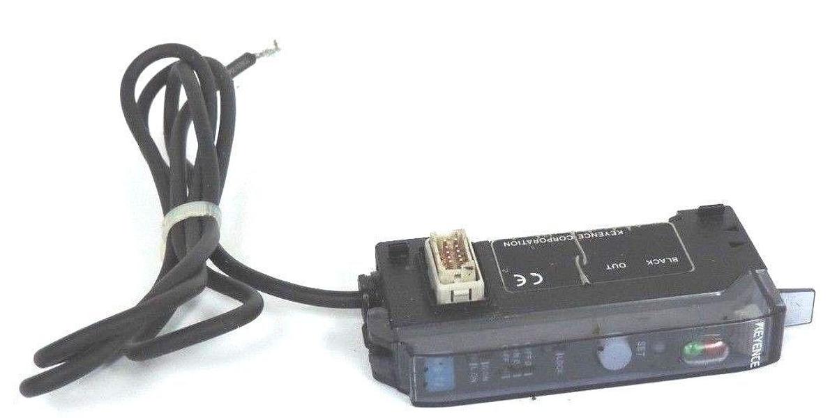 Used KEYENCE FS-T2 ONE TOUCH CALIBRATION FIBEROPTIC SENSOR FST2