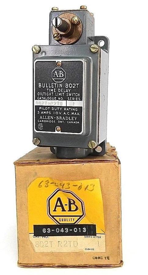 Used NIB ALLEN BRADLEY 802T-R2TD SER. 1 LIMIT SWITCH W/ Z-24811 OPERATING HEAD