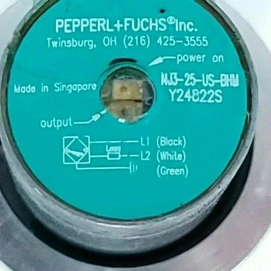 Used PEPPERL+FUCHS NJ3-25-US-BHM PROXIMITY SWITCH Y24822S, NJ325USBHM