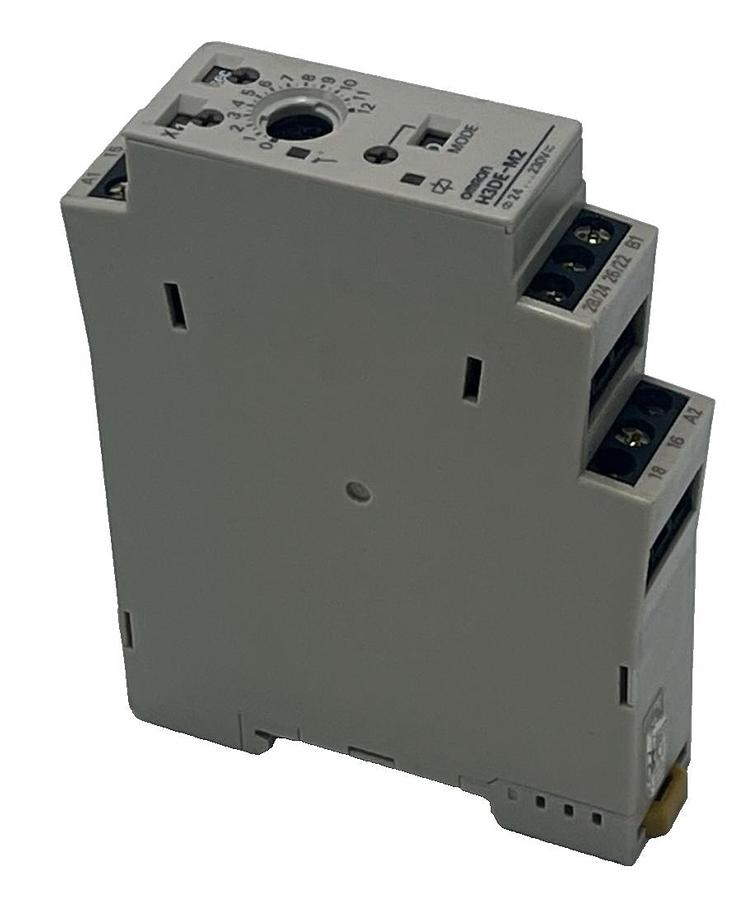 Used Omron H3DE-M2 Multi-Function Timer Relay 24-230V AC/DC DPDT DIN Rail Mount