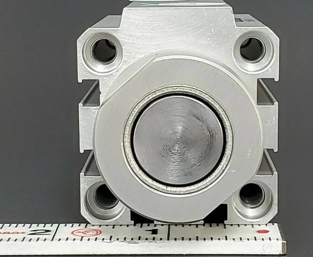 NEW CKD STK-32-20 CYLINDER STK3220 W/ TWO T2YH REED SWITCHES