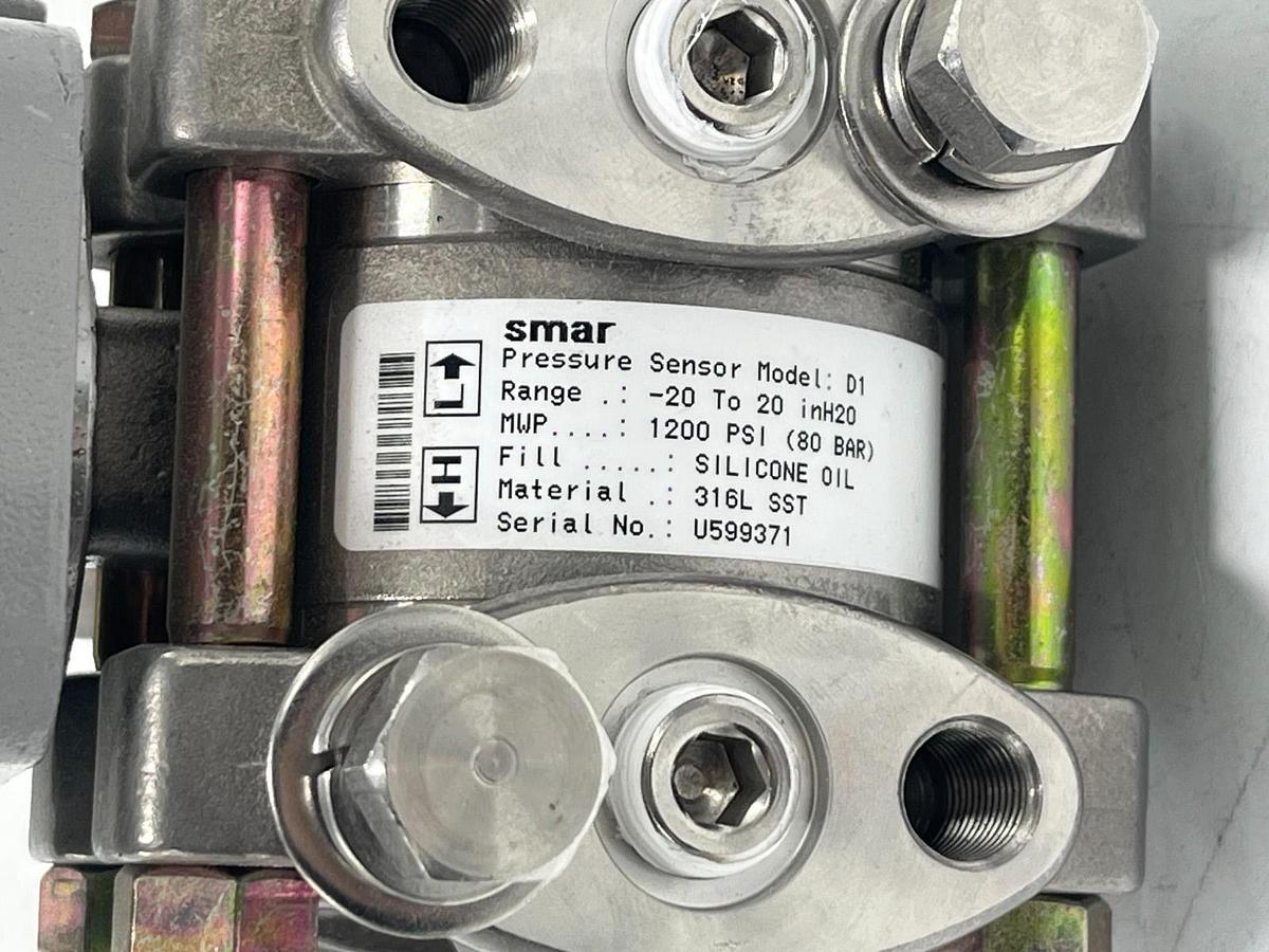 Used SMAR LD301 PRESSURE TRANSMITTER ASSEMBLY W/ SENSOR: D1 & MANIFOLD: M-650S6P-VC