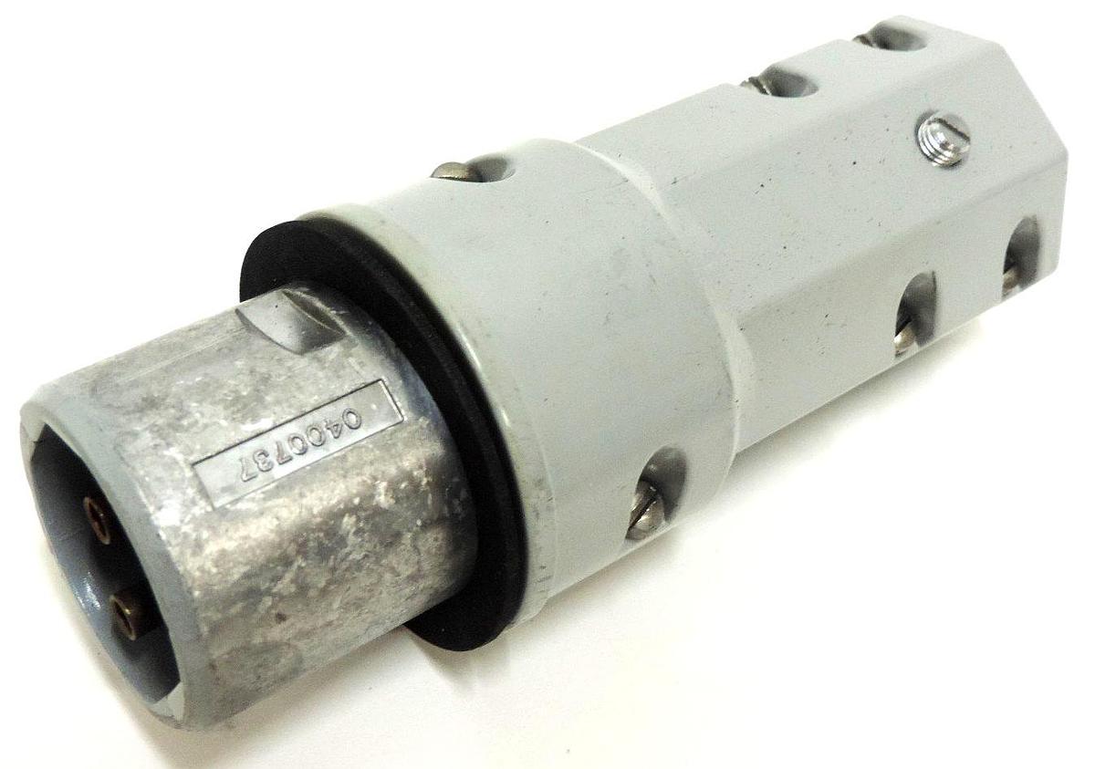Used NEW CROUSE-HINDS APJ-3275 PIN & SLEEVE 30A PLUG 2W 2P 600VAC ARKTITE WATERTIGHTT