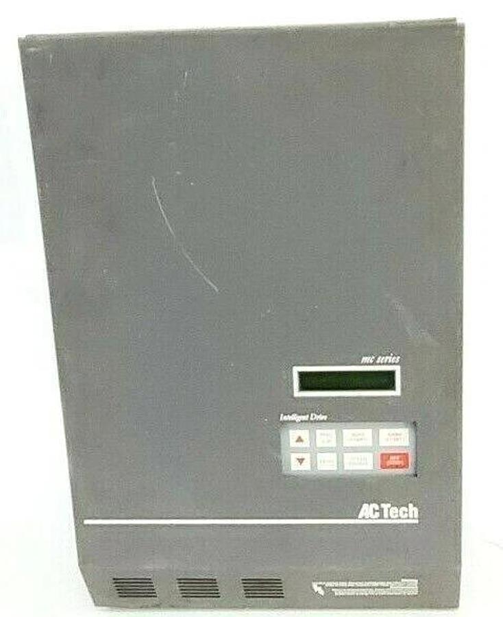 Used LENZE AC TECH MH5400B AC DRIVE, 30KW, 40HP, 3 PHASE, 480/590V IN, 0-460/575V OUT