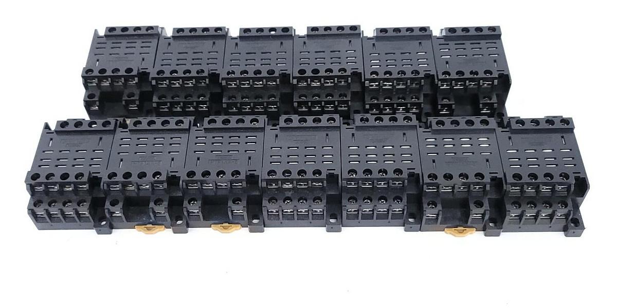 Used LOT OF 13 OMRON PTF14A-E RELAY SOCKETS 10 AMP 4POLE 250V, PTF14AE