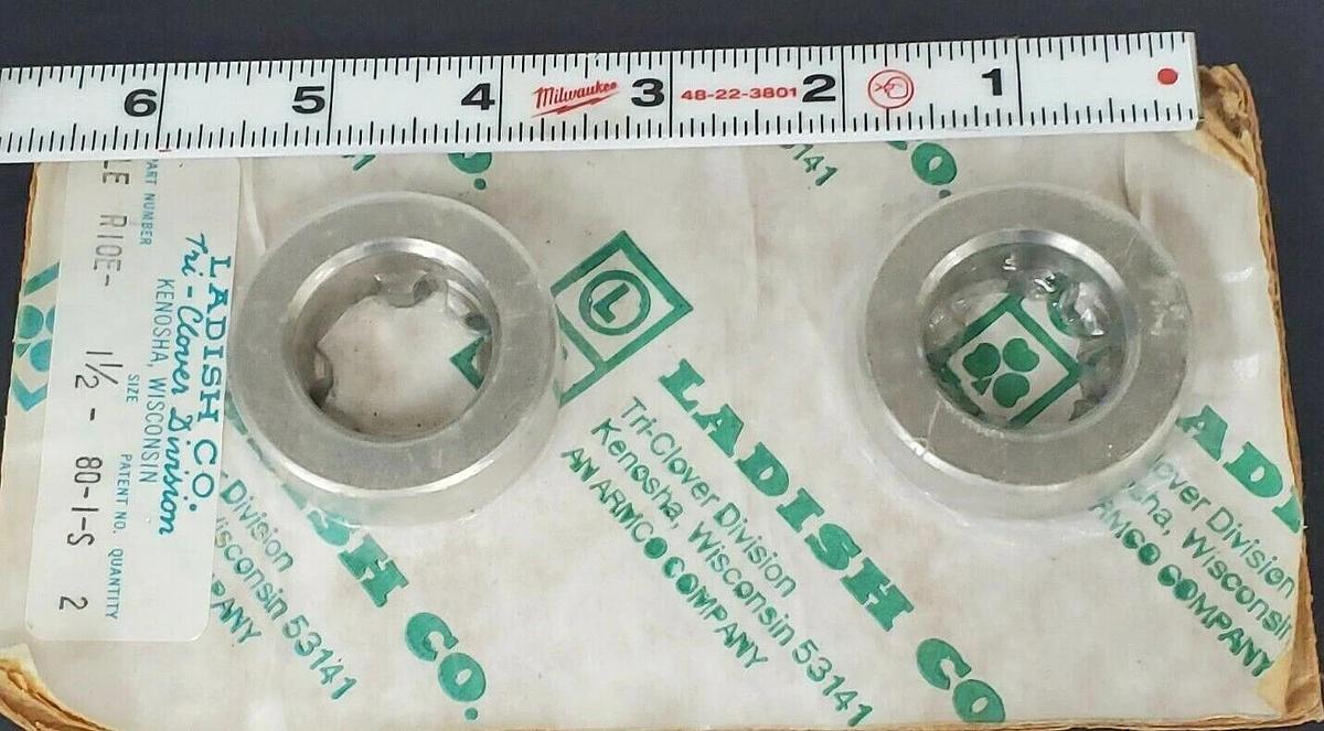 Used LOT OF 2 NEW TRI-CLOVER LE R10E-1-1/2-80-1-S WEAR RINGS