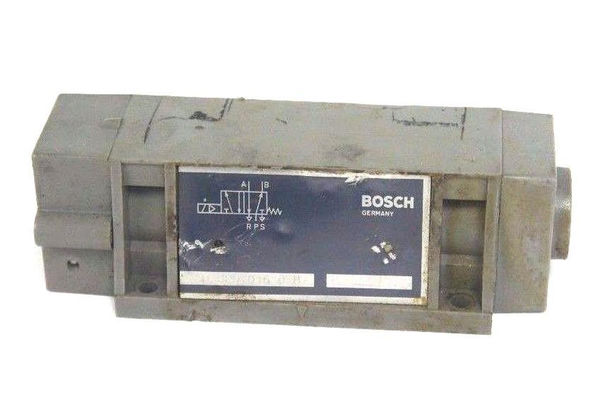 Used BOSCH 0820016028 SOLENOID VALVE 0 820 016 028