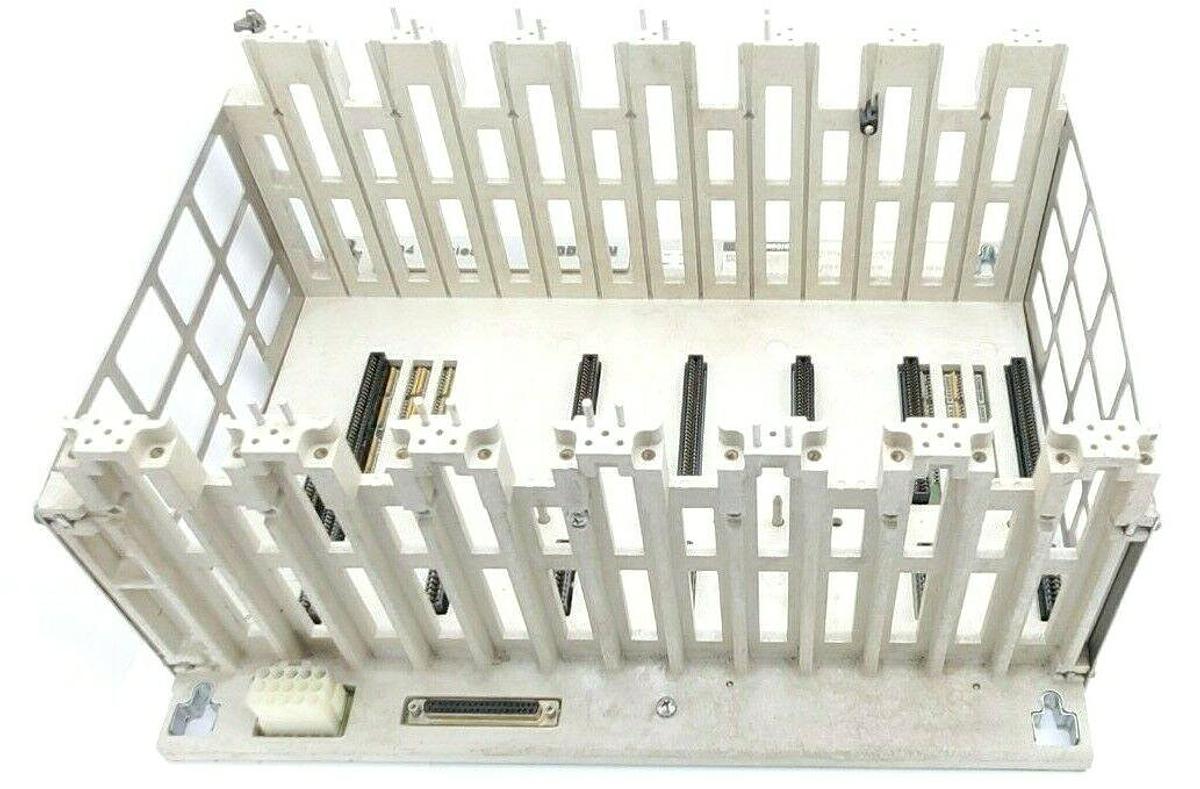Used MODICON AS-9534-002 984 SERIES 7-SLOT CHASSIS RACK AS-H819-209