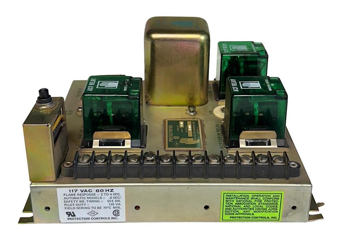 Used PROTECTION CONTROLS 6642-VBNR / 6642VBNR PROTECTOFIER FLAME MONITOR 117VAC USNP