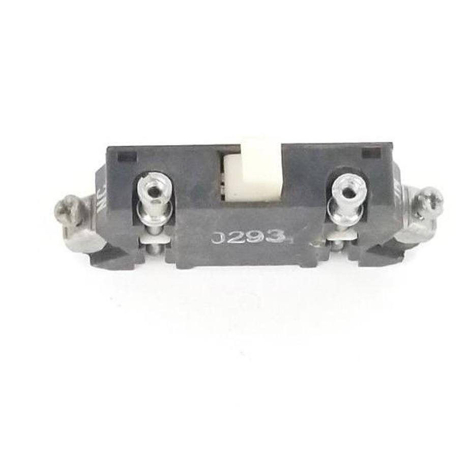 Used CUTLER-HAMMER C320KA2 SERIES A2 AUXILIARY CONTACT 600V MAX AC