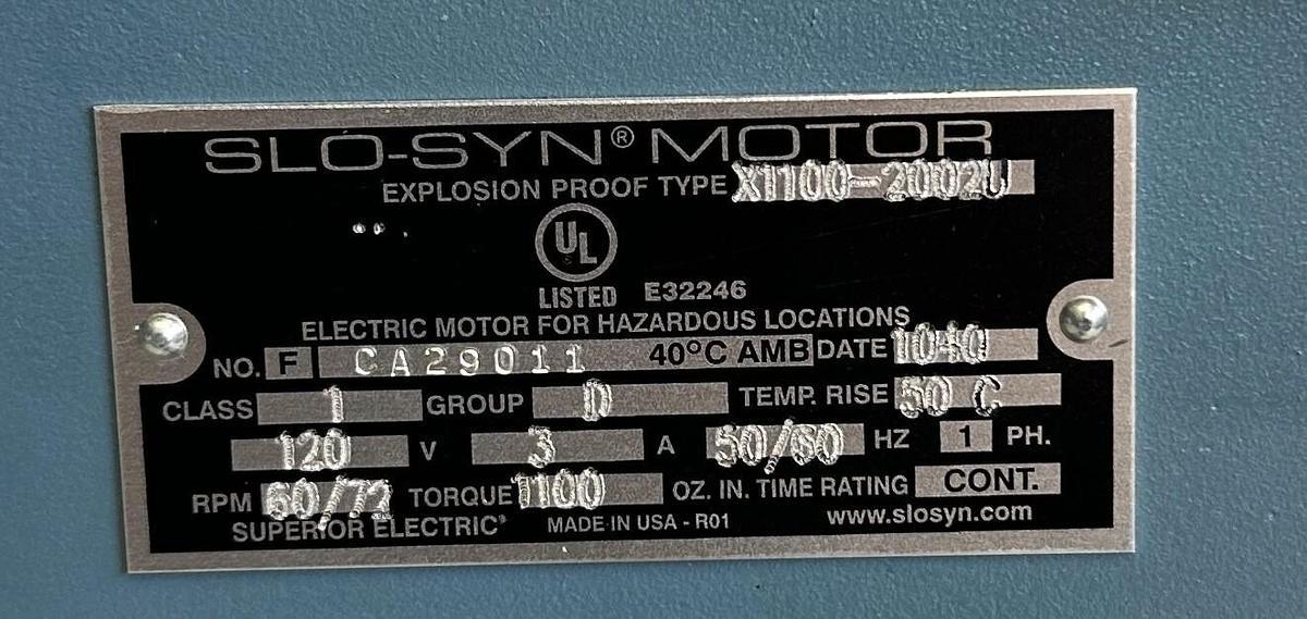 Used NEW SUPERIOR ELECTRIC X1100-2002U / X11002002U SLO-SYN EXPLOSION PROOF MOTOR 1PH