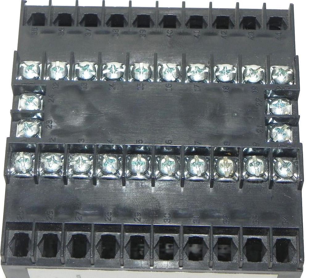 Used ATHENA CONTROLS 25CTS0000000 TEMPERATURE CONTROL 25CTS0000000