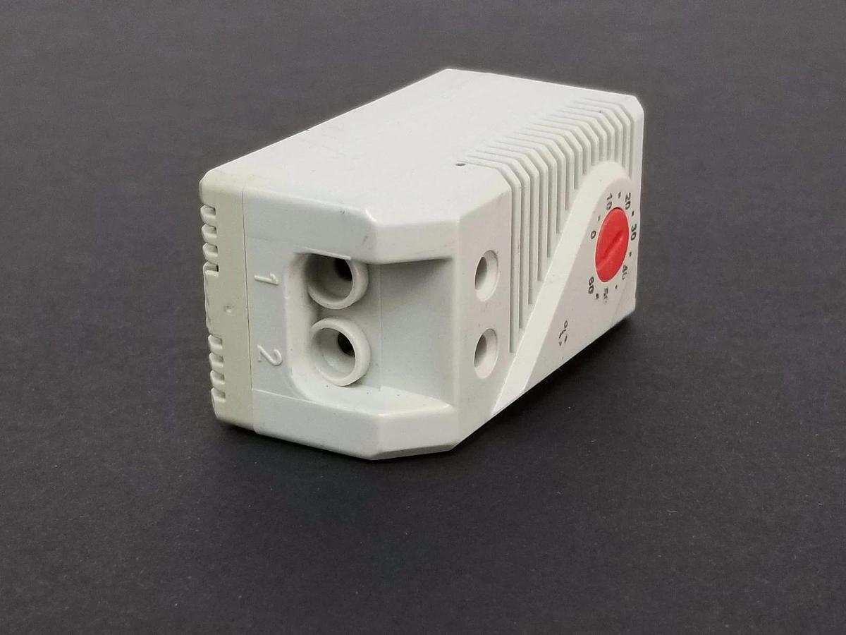 Used SAREL TYPE 17561 A OUVERTURE TEMPERATURE SENSOR MODULE 250 VAC