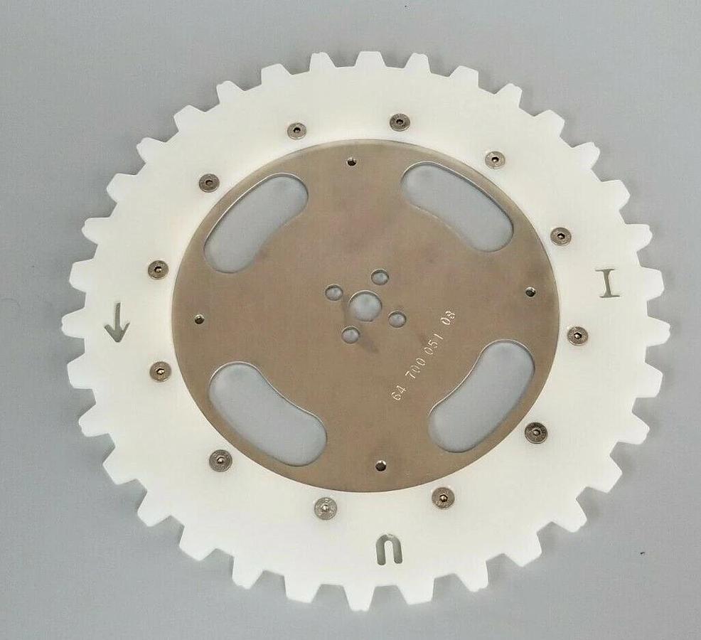 SET OF 2 NEW HARTNESS L4-701-070L-03 SPROCKETS, 64-700-051-08, 64-700-039L-07