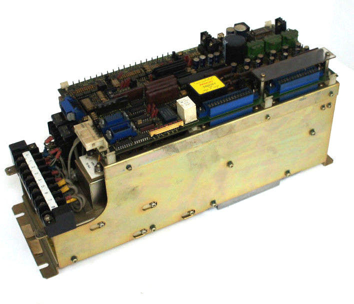 Used FANUC A06B-6050-H304 SERVO DRIVE UNIT W/ A20B-1000-0560/10E SERVO ANALOG BOARD