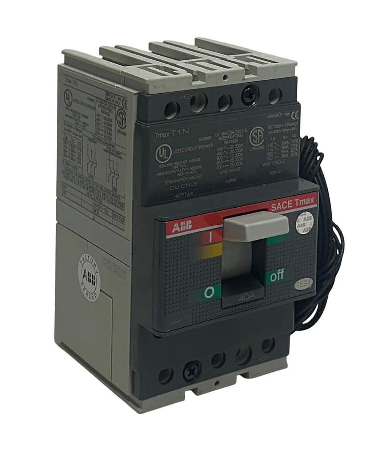 ABB SACE Tmax T1N / T1N040TLA / 1SDA061803R1 CIRCUIT BREAKER 40A 3-POLE AUX NSNP