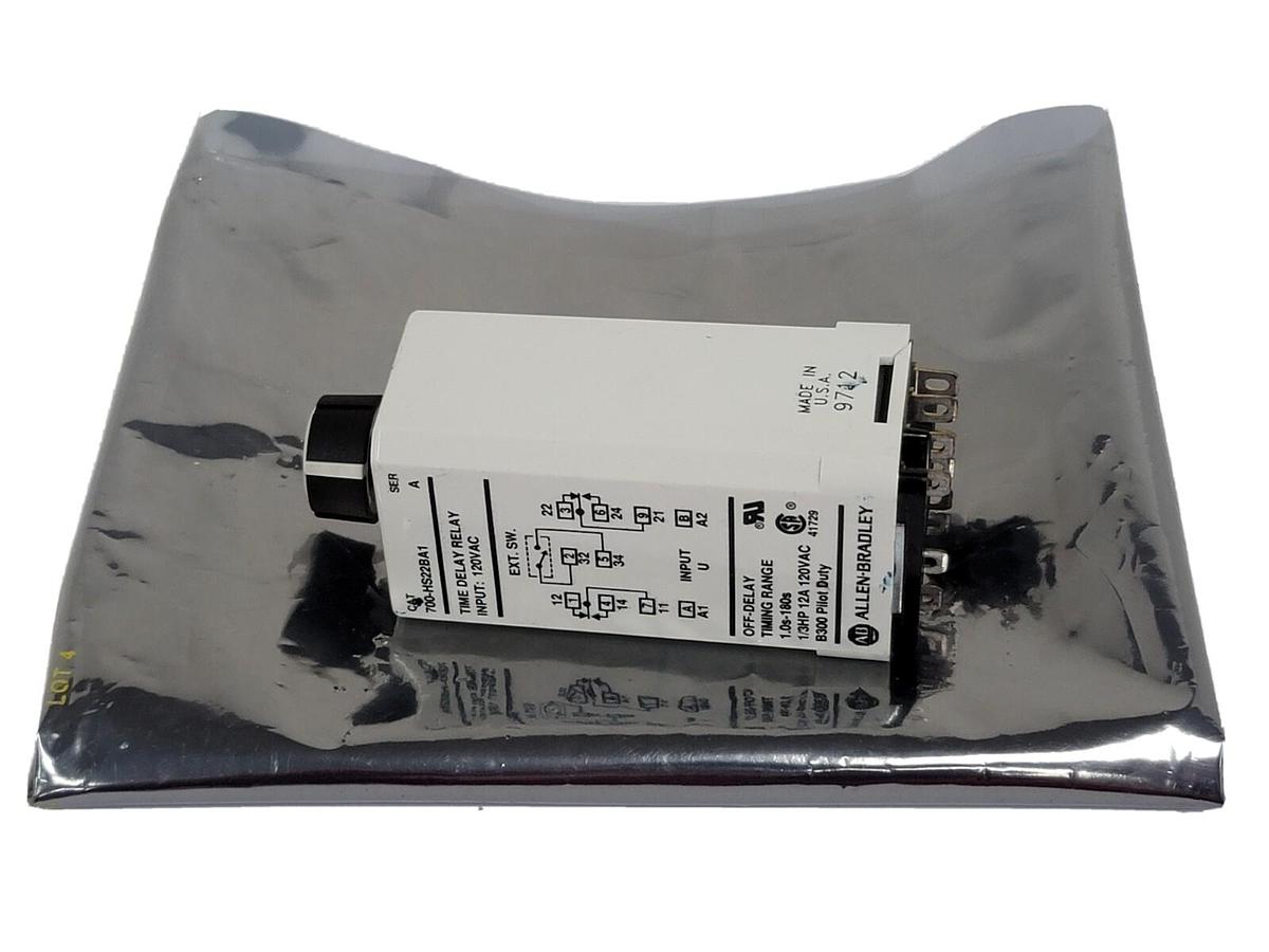 Used ALLEN BRADLEY 700-HS22BA1 SER. A TIME DELAY RELAY 120VAC