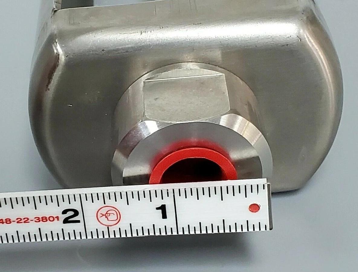 NEW WALLACE & TIERNAN 5210G02406XXI FLOW METER 0-100% 350PSI 180 DEG. F. MAX