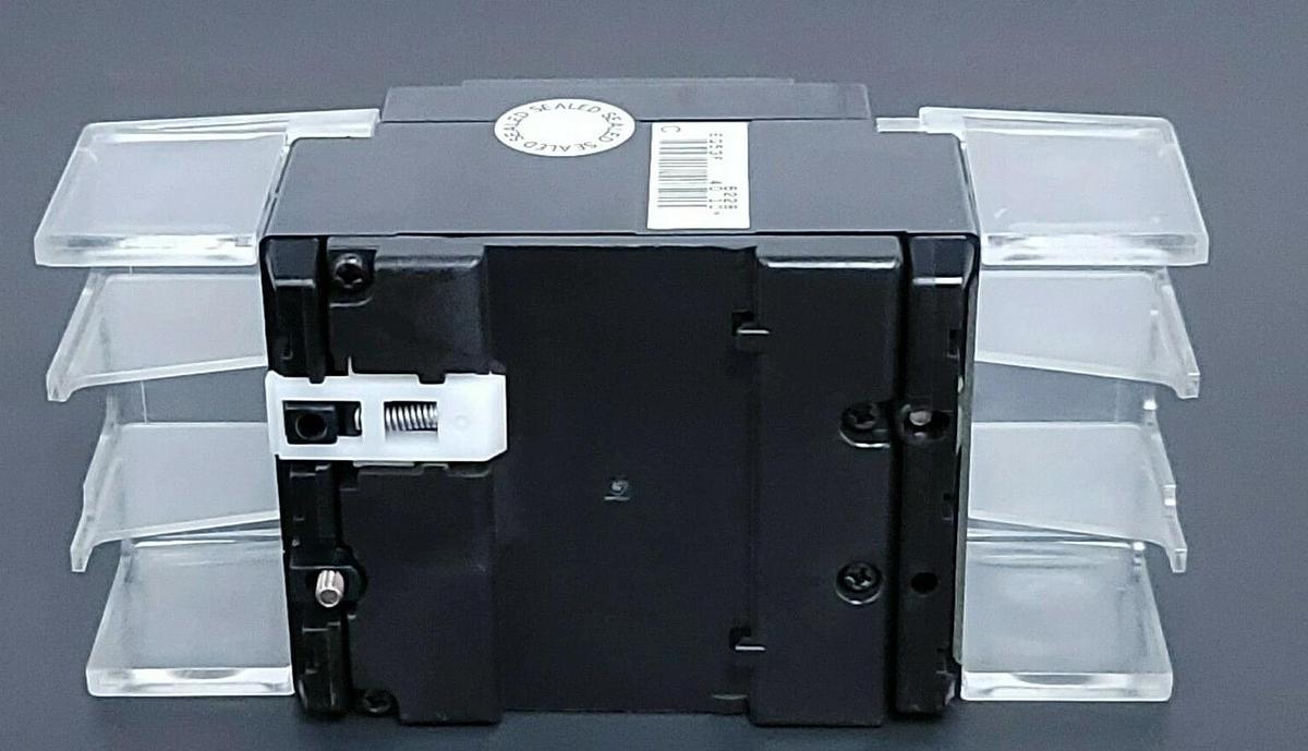 Used FUJI ELECTRIC EG53F CIRCUIT BREAKER 40AMP, 100-200V, 100mA